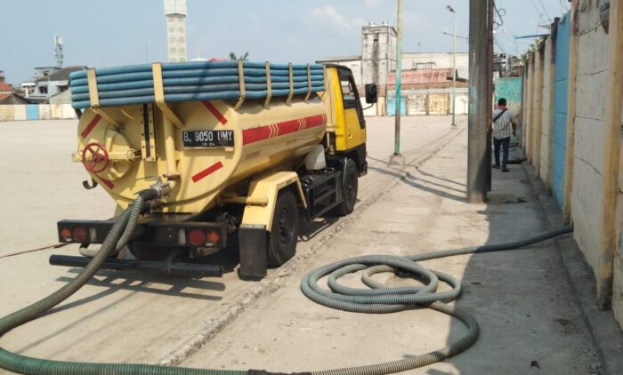 sedot-lumpur-resto-e1722142021461